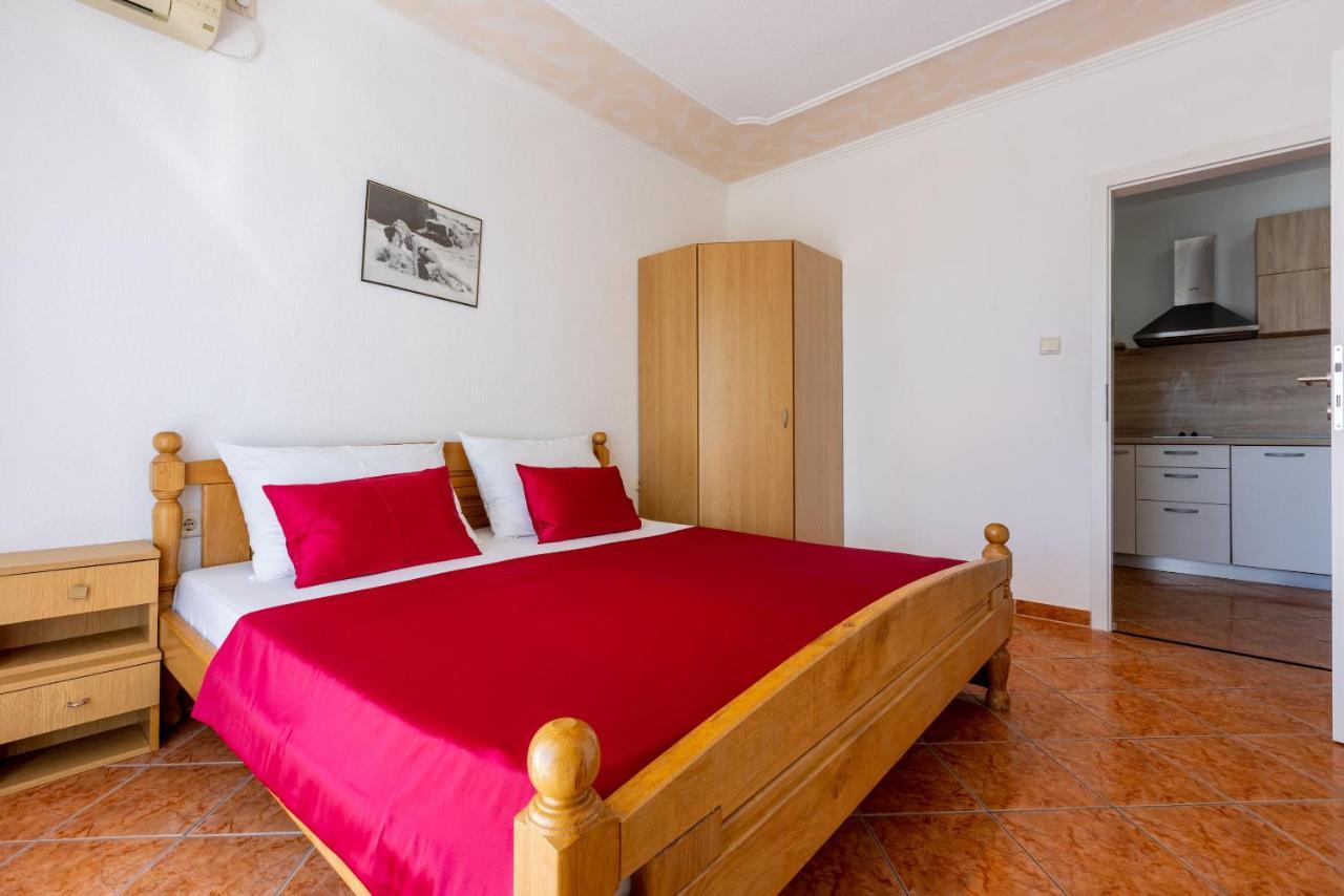 Apartments Pera Селце Экстерьер фото