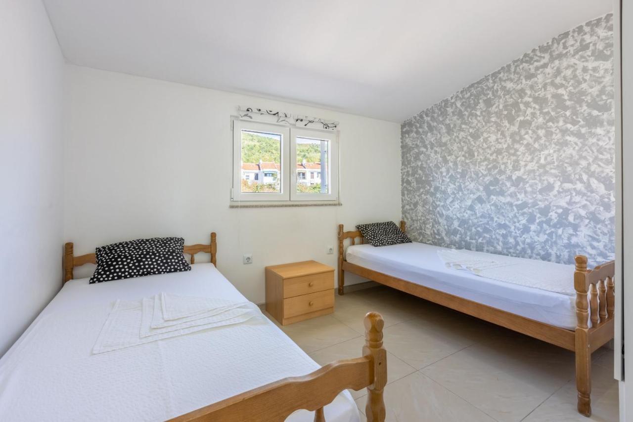 Apartments Pera Селце Экстерьер фото